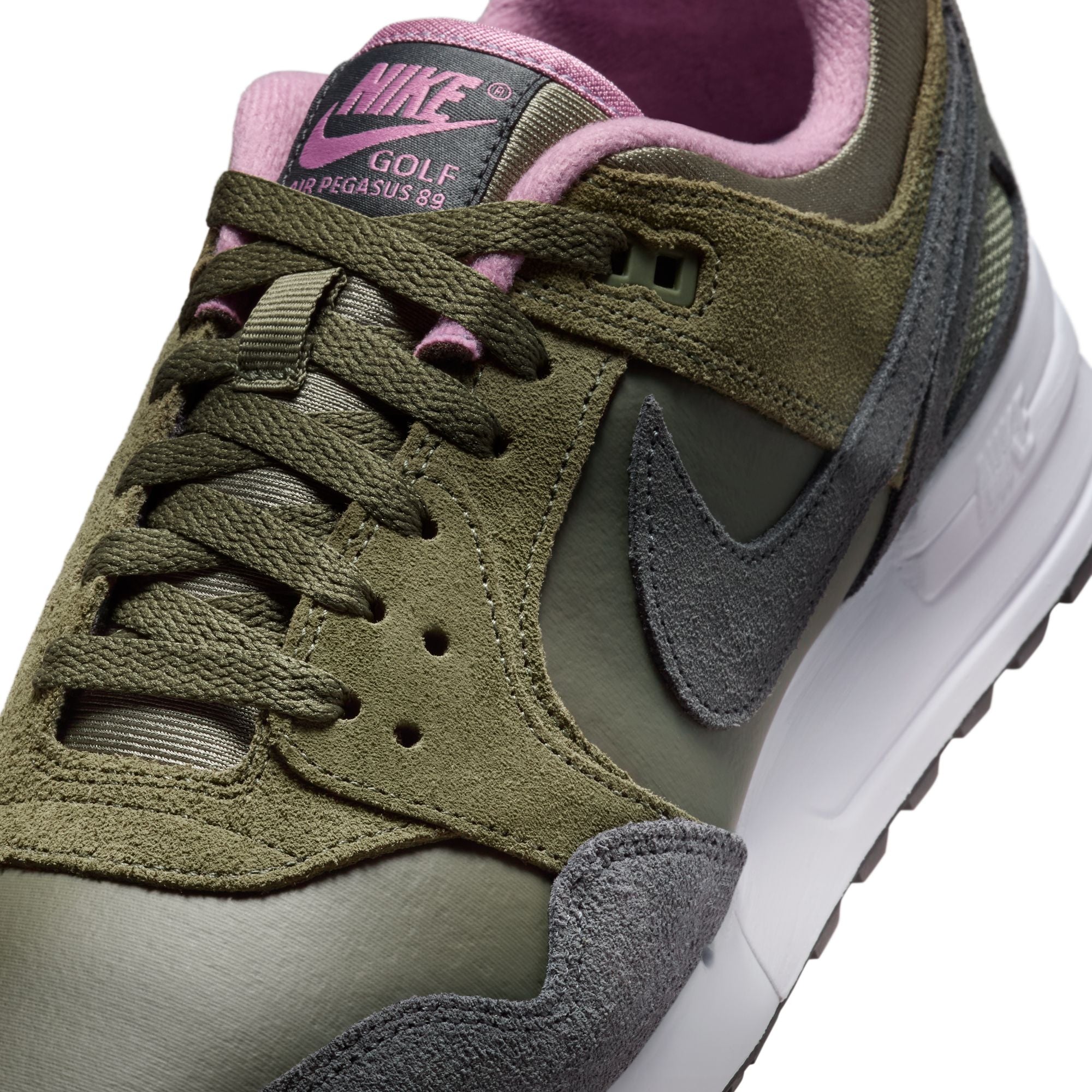 NIKE Air Pegasus &