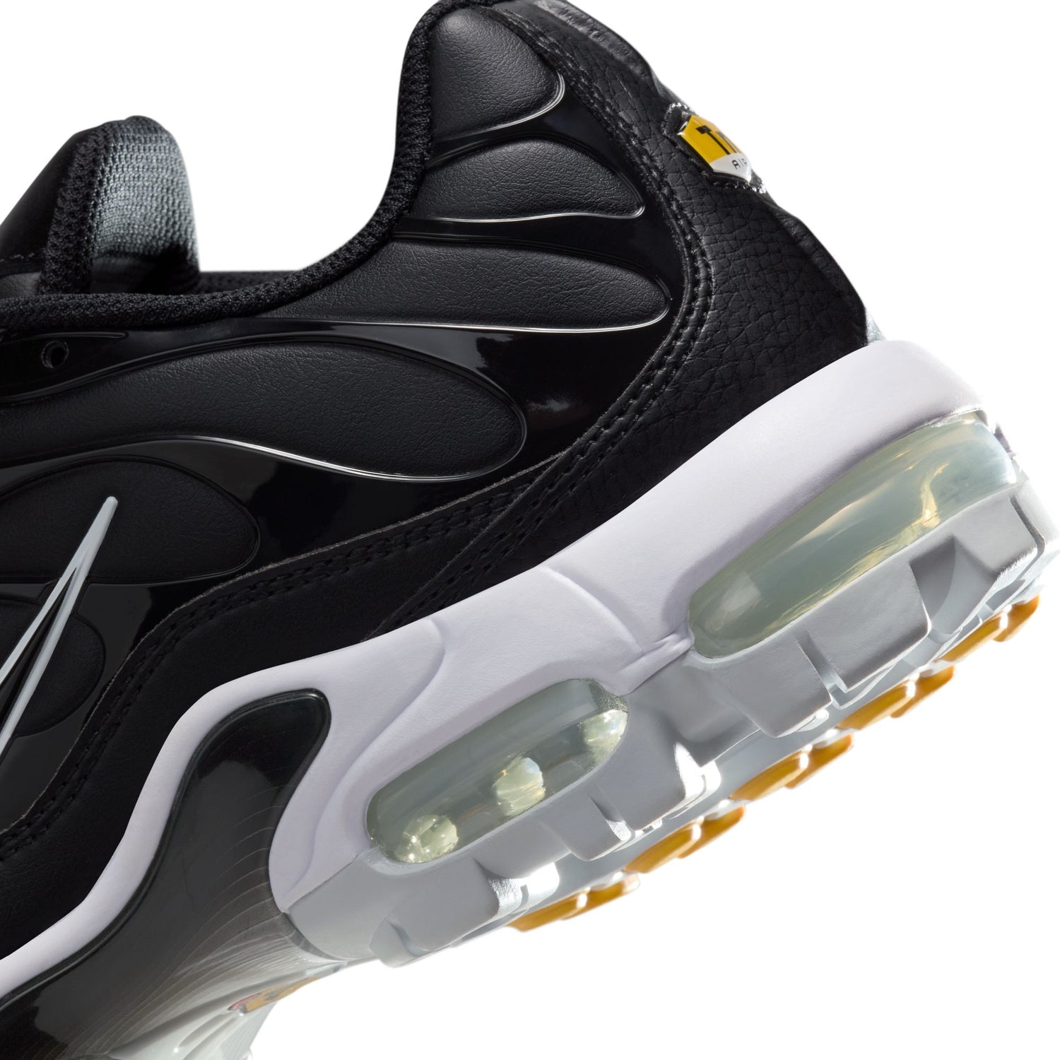 NIKE Air Max Plus G