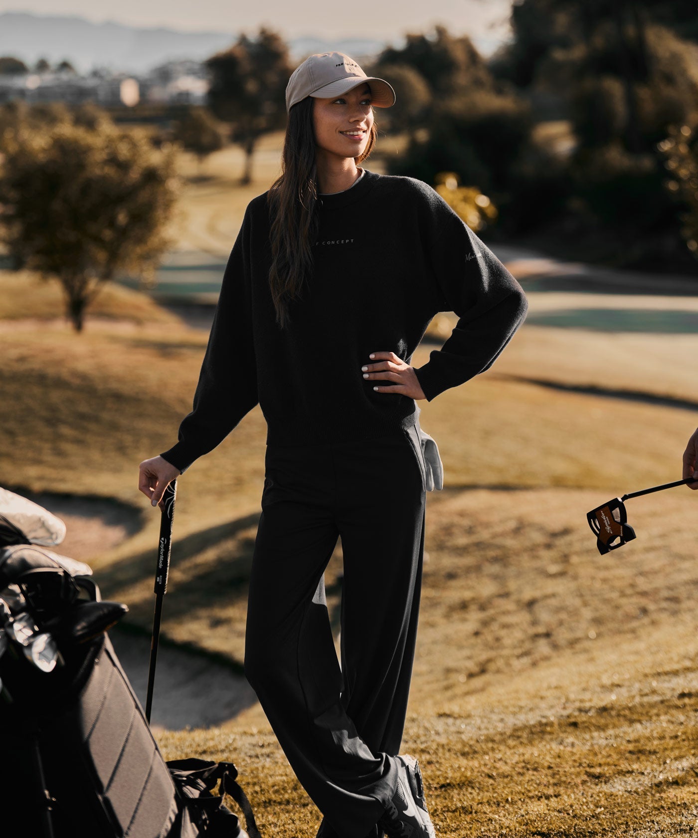 Macade Dömu Black Knit Intarsia Sweater