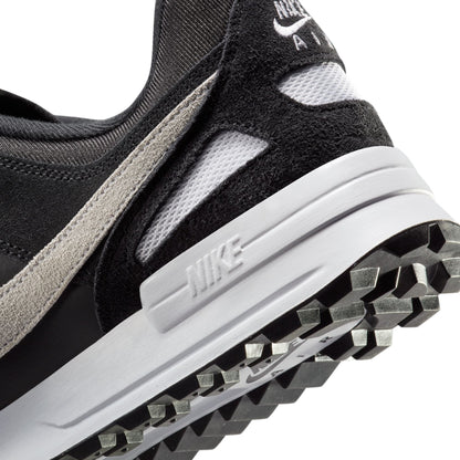 NIKE Air Pegasus &