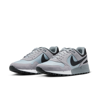 NIKE Air Pegasus &