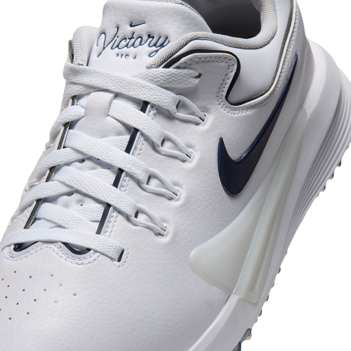 NIKE Victory Pro 4