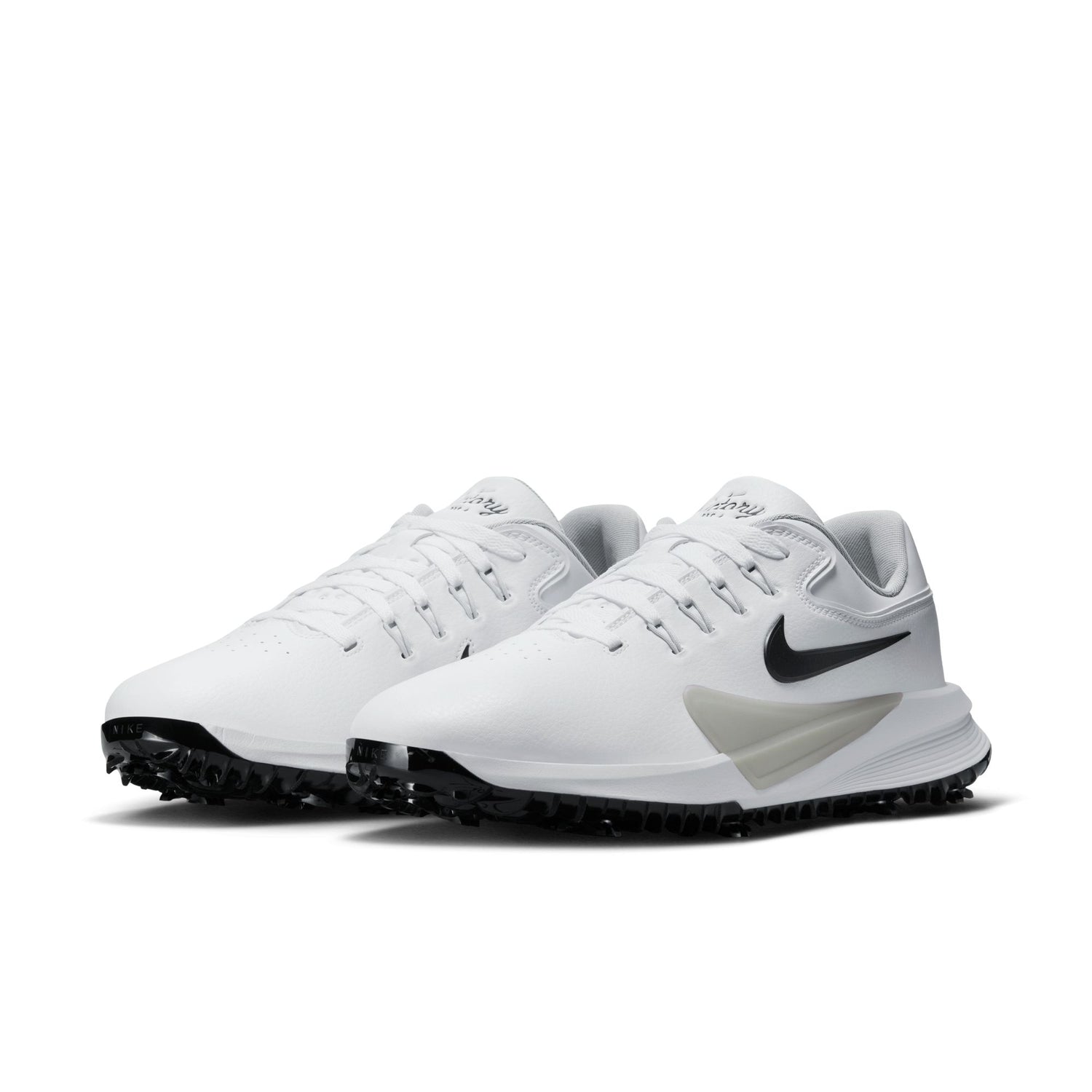 NIKE Victory Pro 4
