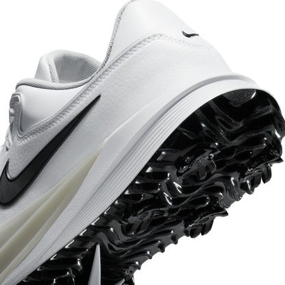 NIKE Victory Pro 4