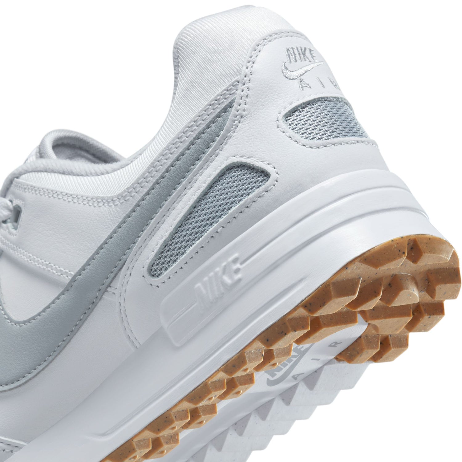 NIKE Air Pegasus &