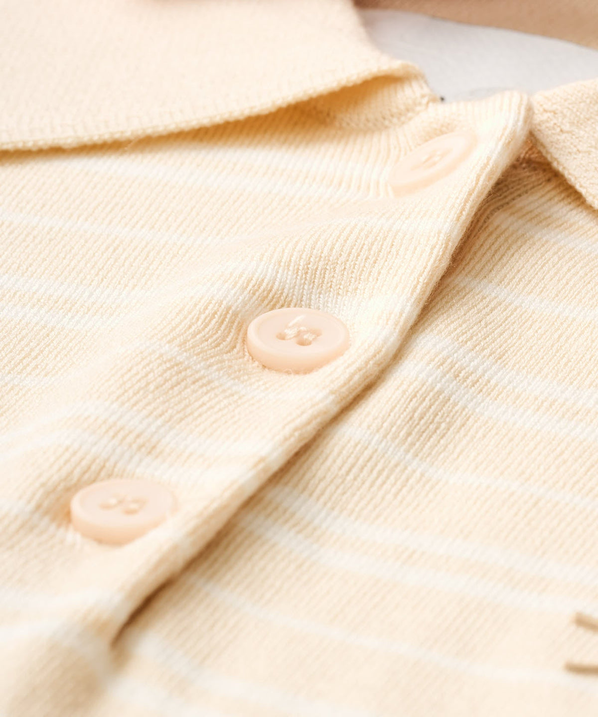 Macade Dömu Crossover Knit Sleeveless Shirt